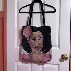 Unique tote bag with woman’s face design